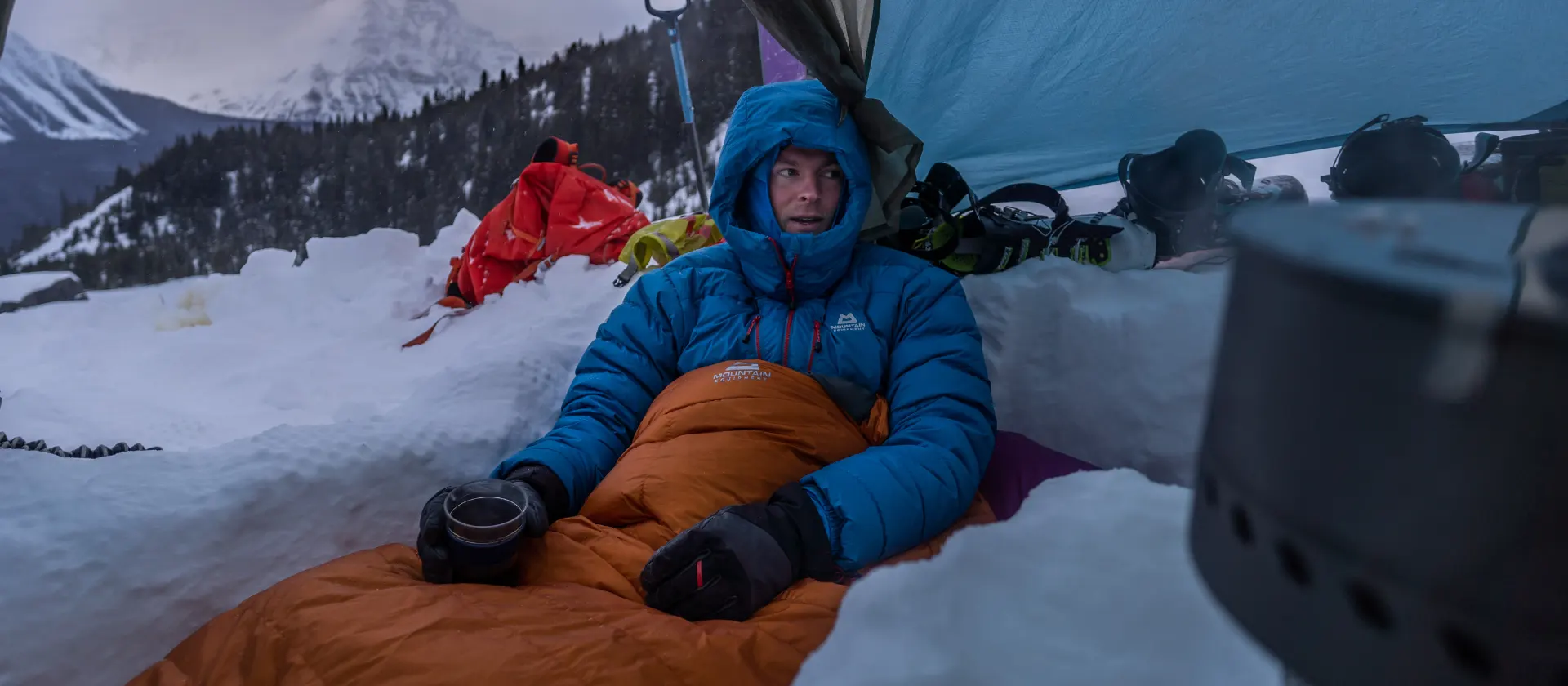 Front Page -Mountain Equipment shop 09