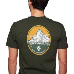 Black Diamond Mountain Badge SS Tee Men Cypress -Mountain Equipment shop black diamond mountain badge ss tee men cypress 4